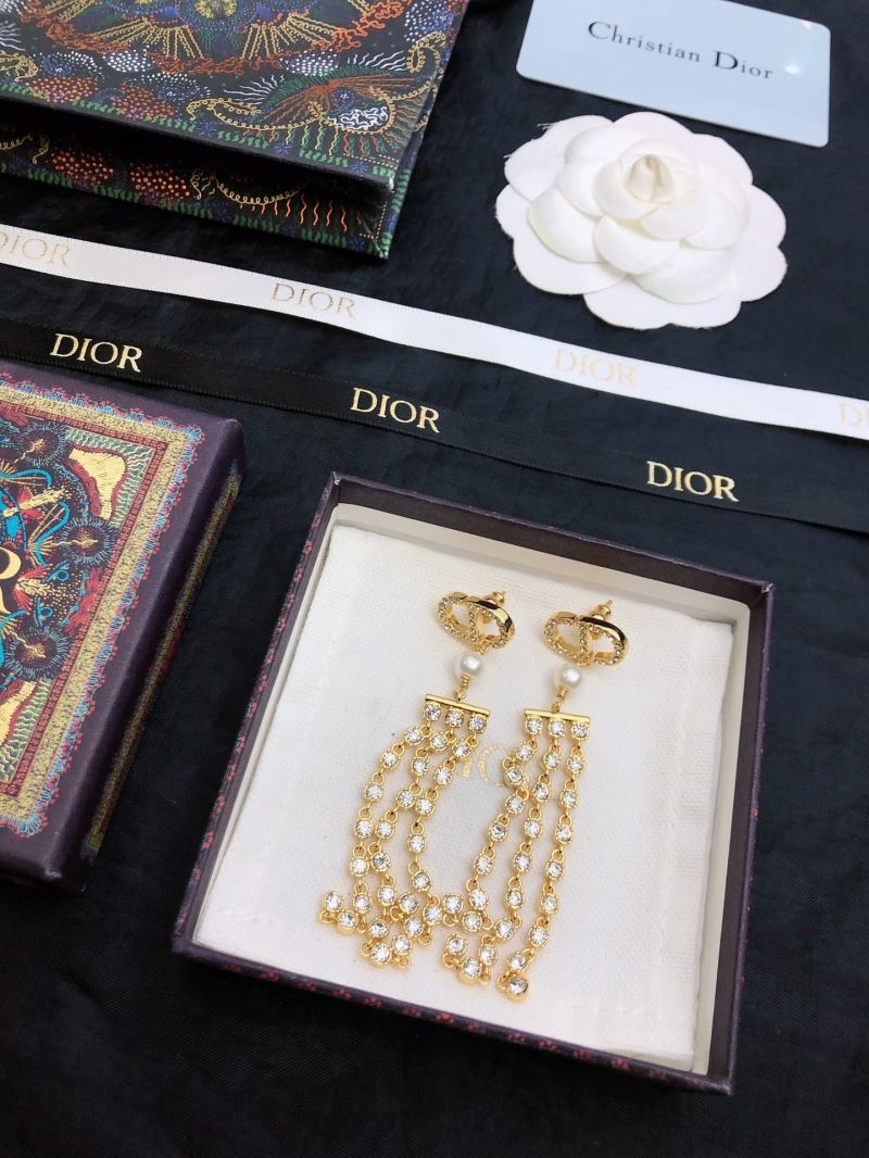 chr1st1an D10r earrings